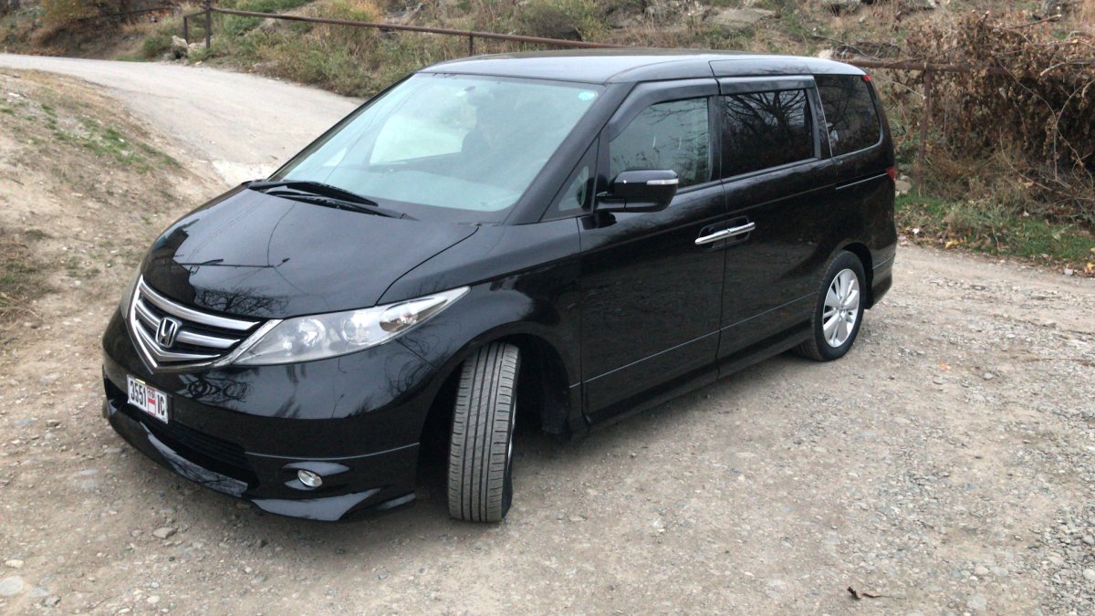 Honda Elysion 2002 черный