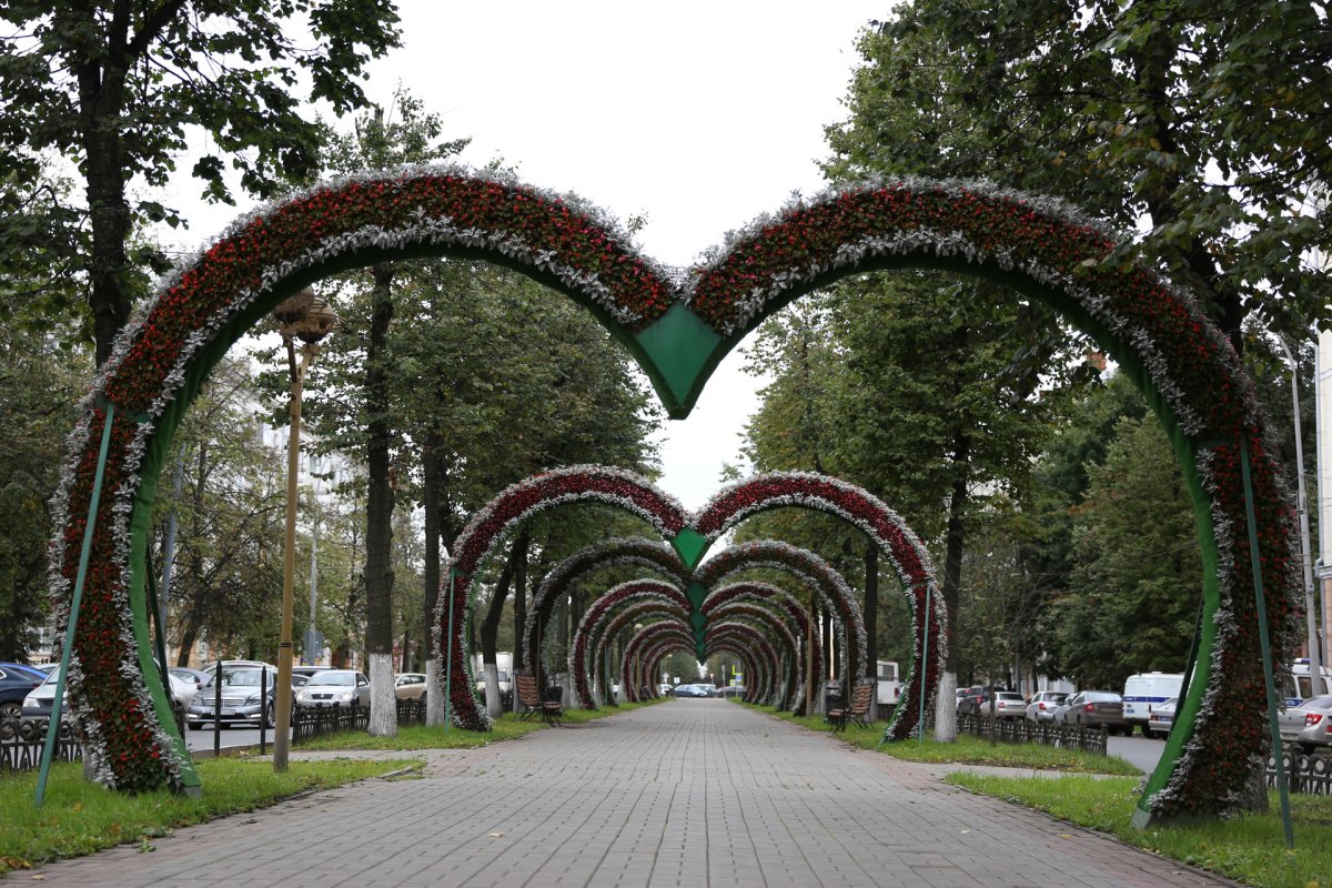 Аллея влюбленных Ярославль