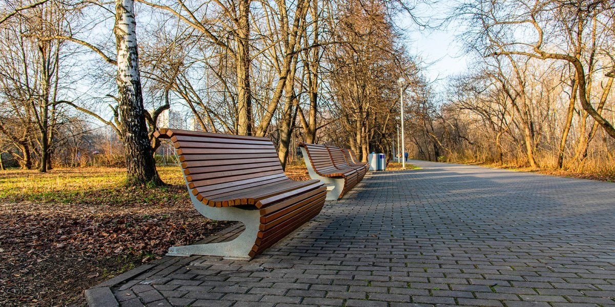 Марьина роща Москва парк скамейки