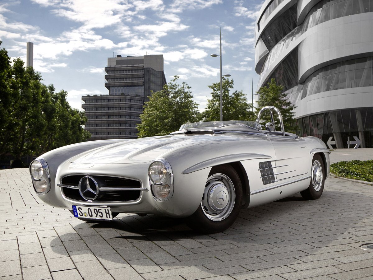 Mercedes Benz SLS Classic
