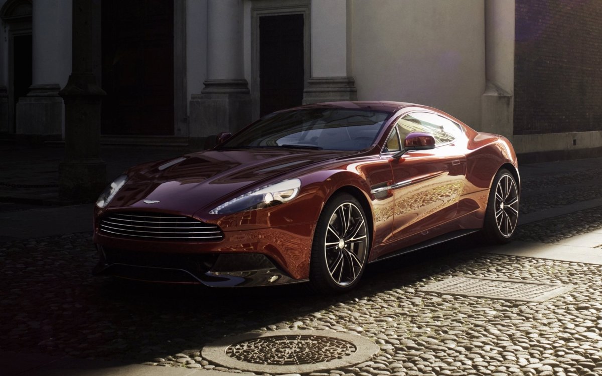 Aston Martin Vanquish Red