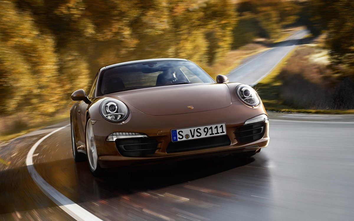 Porsche Carrera 911 коричневый