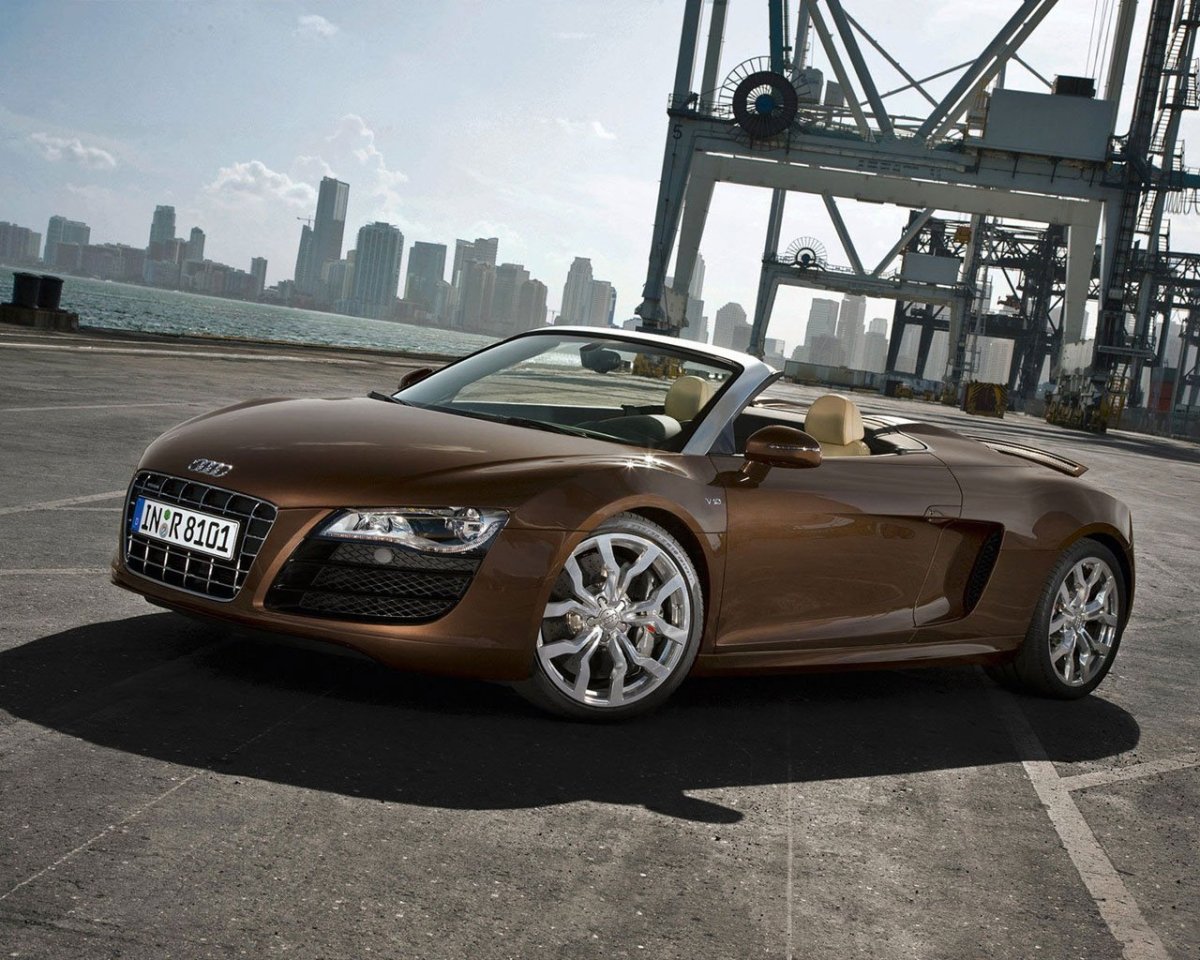 Audi r8 Spyder 5.2 FSI quattro