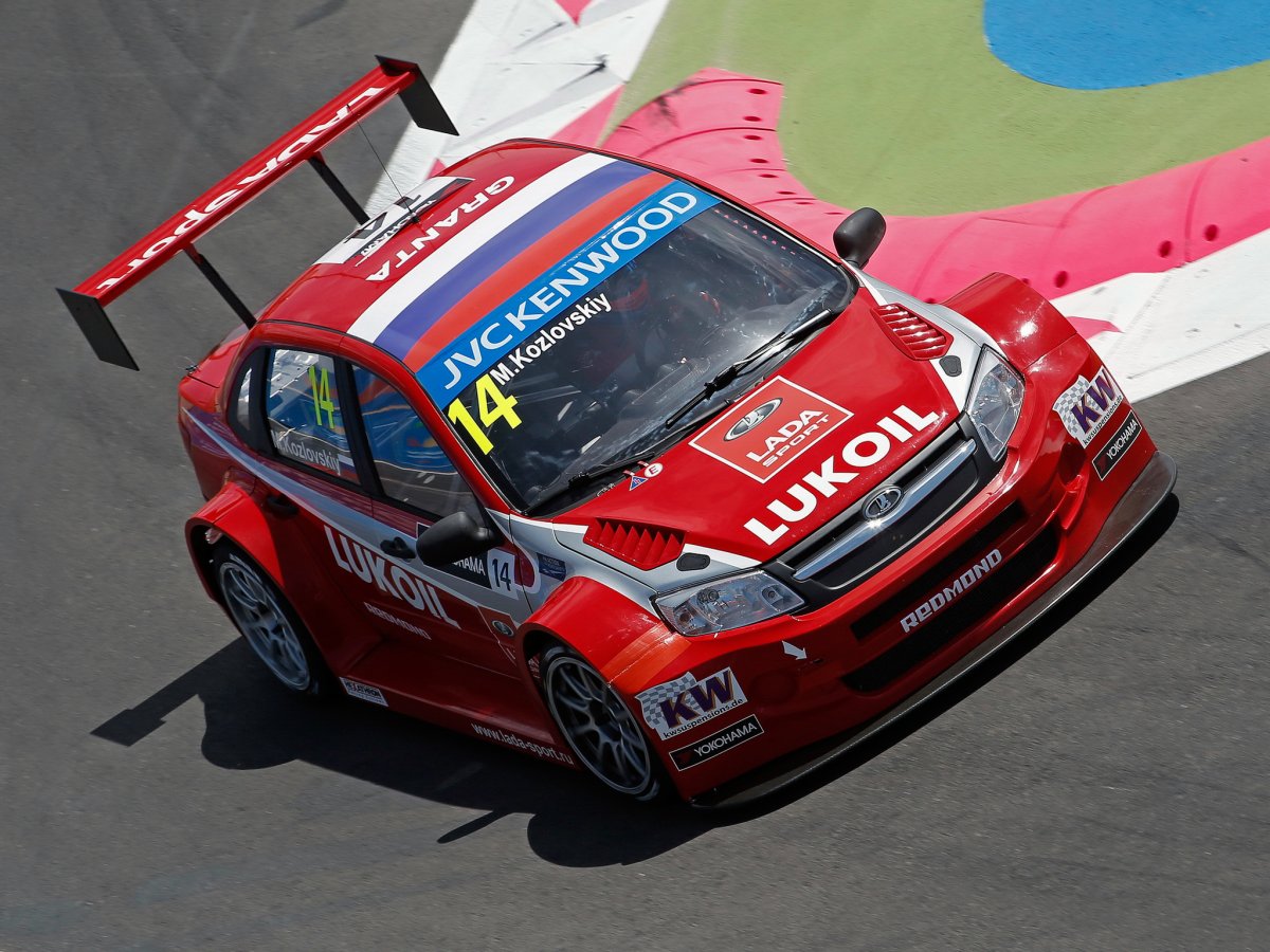 Лада Гранта гоночная WTCC