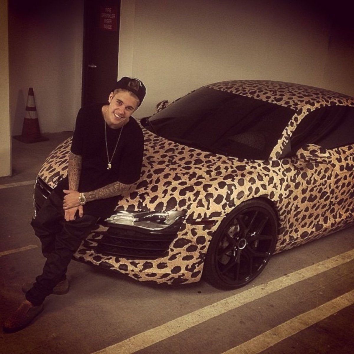 Justin Bieber в машине