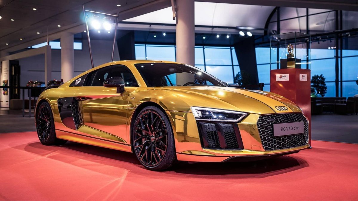 Ауди r8 v10