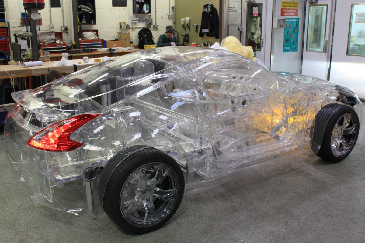 Прозрачный автомобиль кузов
