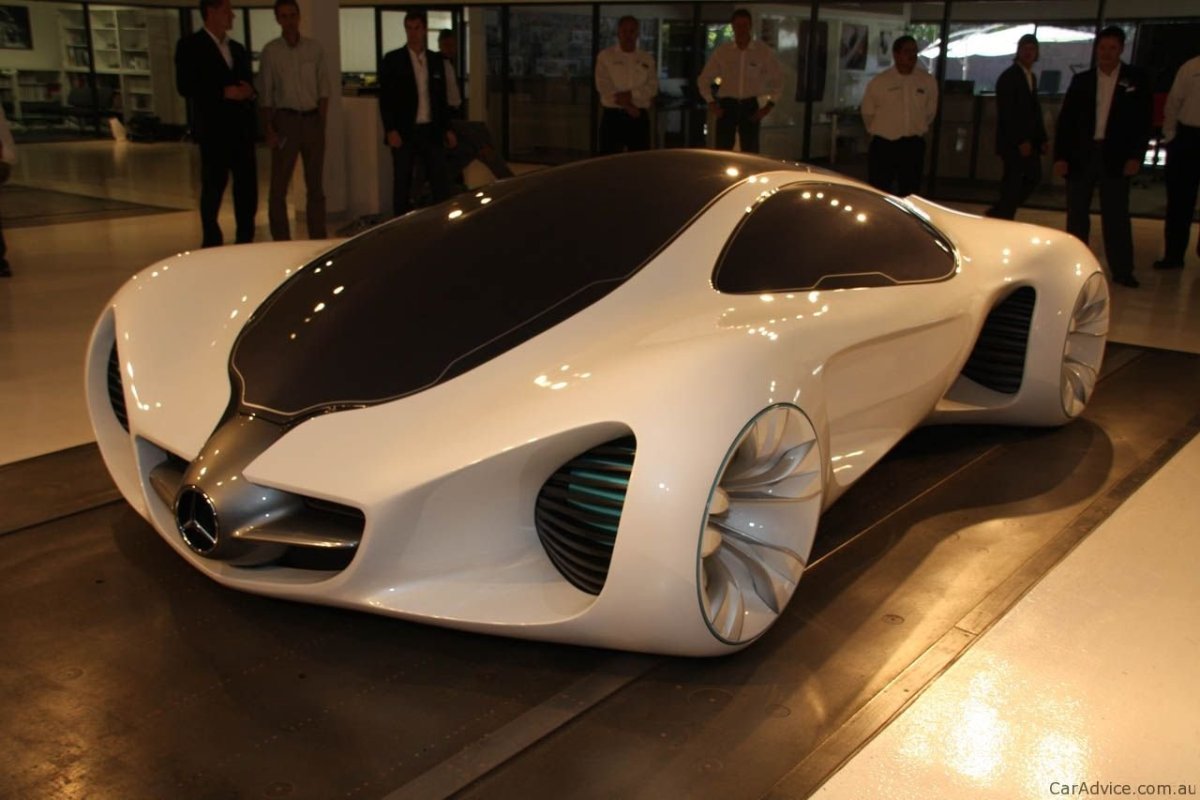 Машина Mercedes Benz Biome