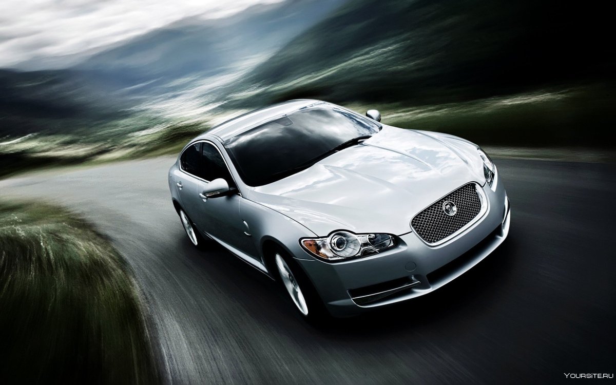 Ягуар XF 2005