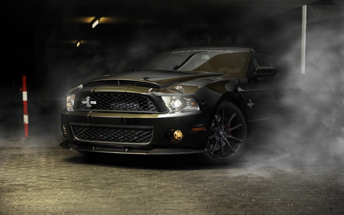 Ford Mustang gt 500 Shelby черный
