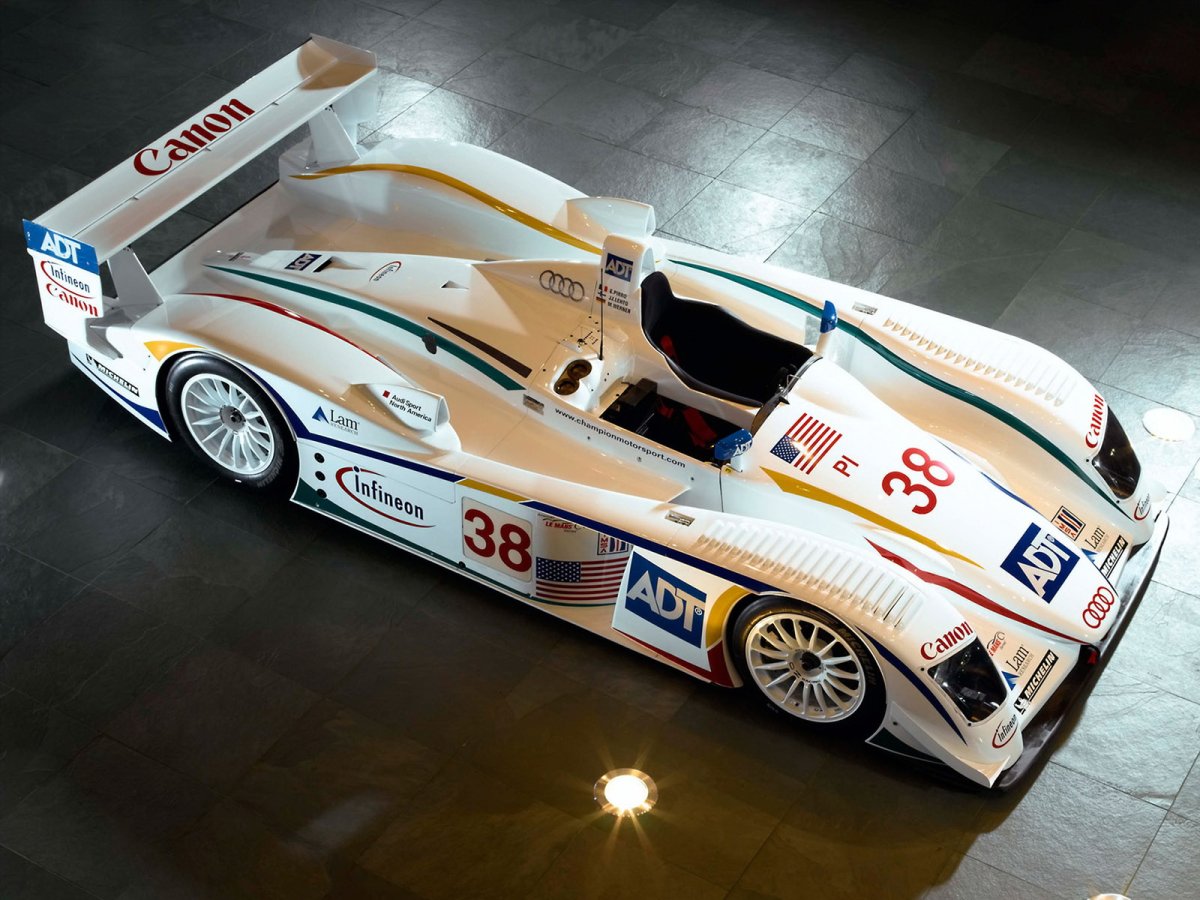 Audi r8 lmp1