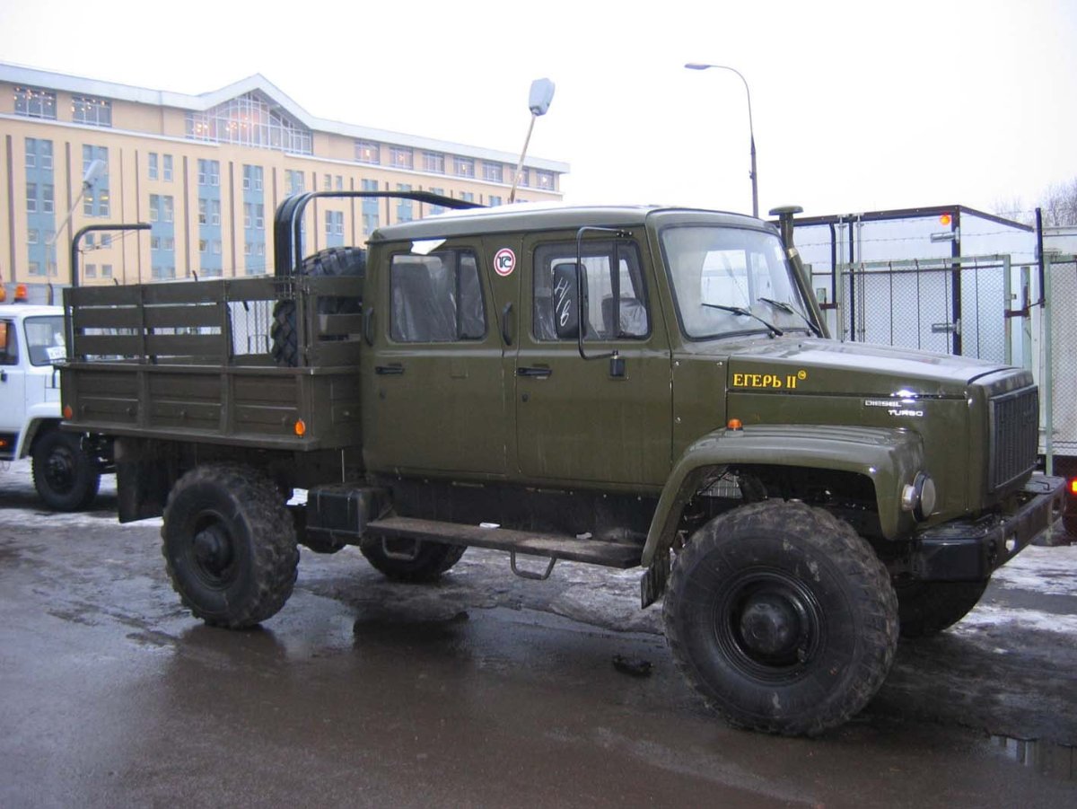 ГАЗ-3325 «Егерь-2»