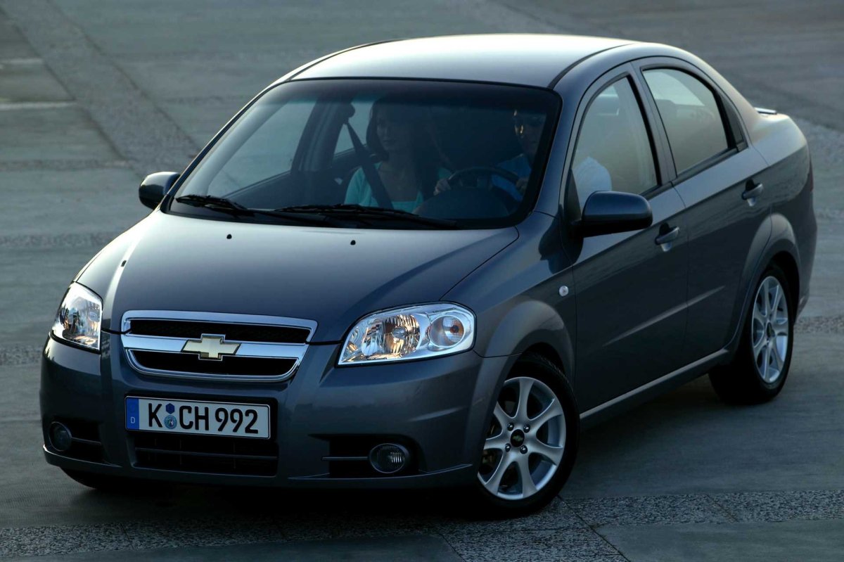 Chevrolet Aveo 4