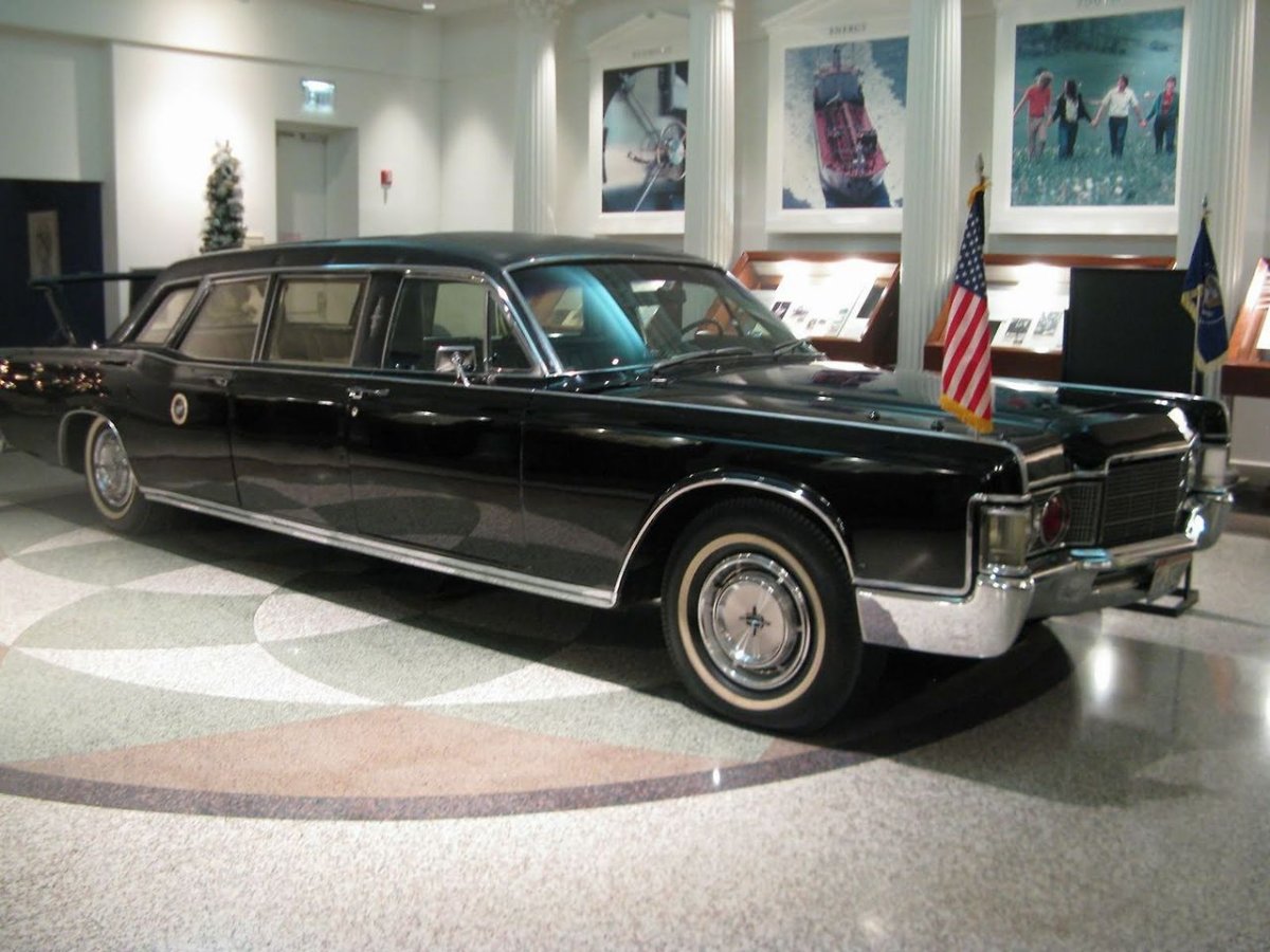 1969 Lincoln Continental presidential Limousine