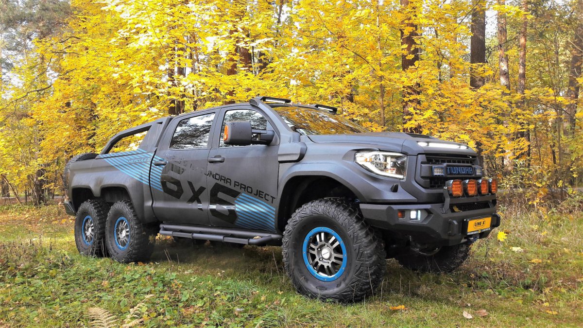 Toyota Tundra 6x6 Hercules