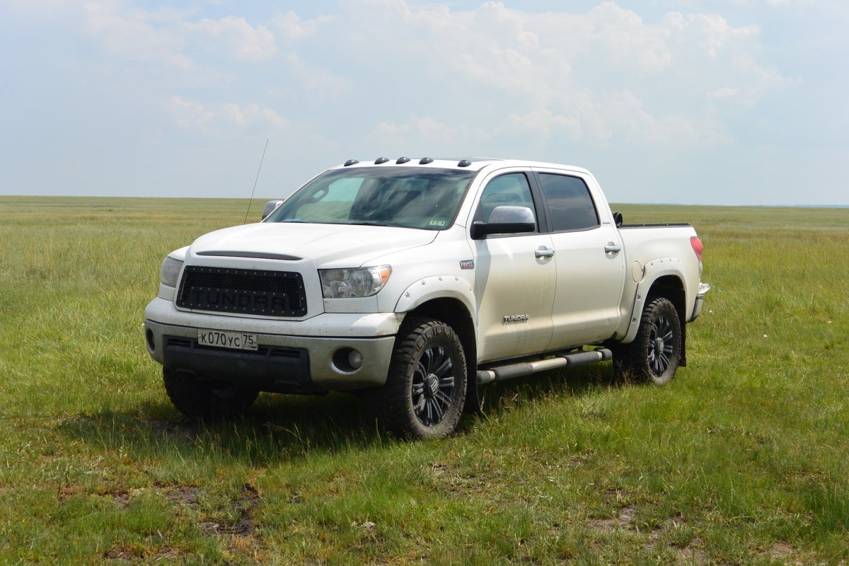 Toyota Tundra 202