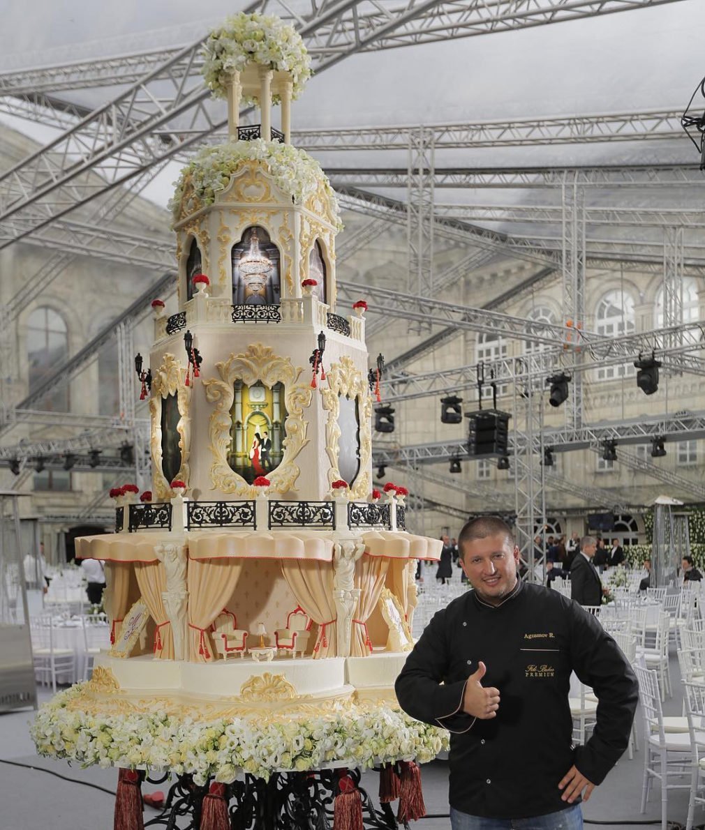 Знаменитый кондитер Ренат Агзамов