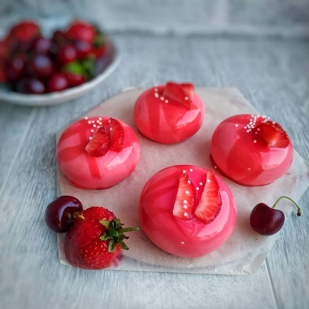 Муссовые пирожные
