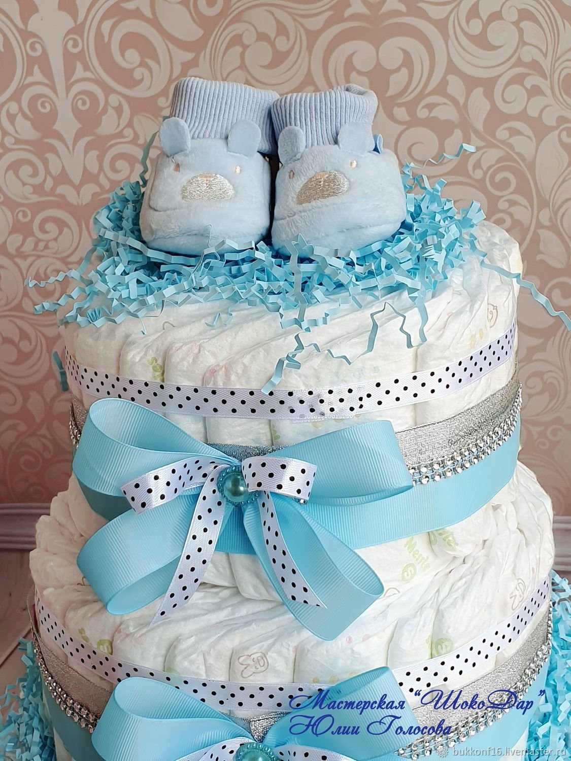 Торт из памперсов - превосходный подарок на рождение ребенка
