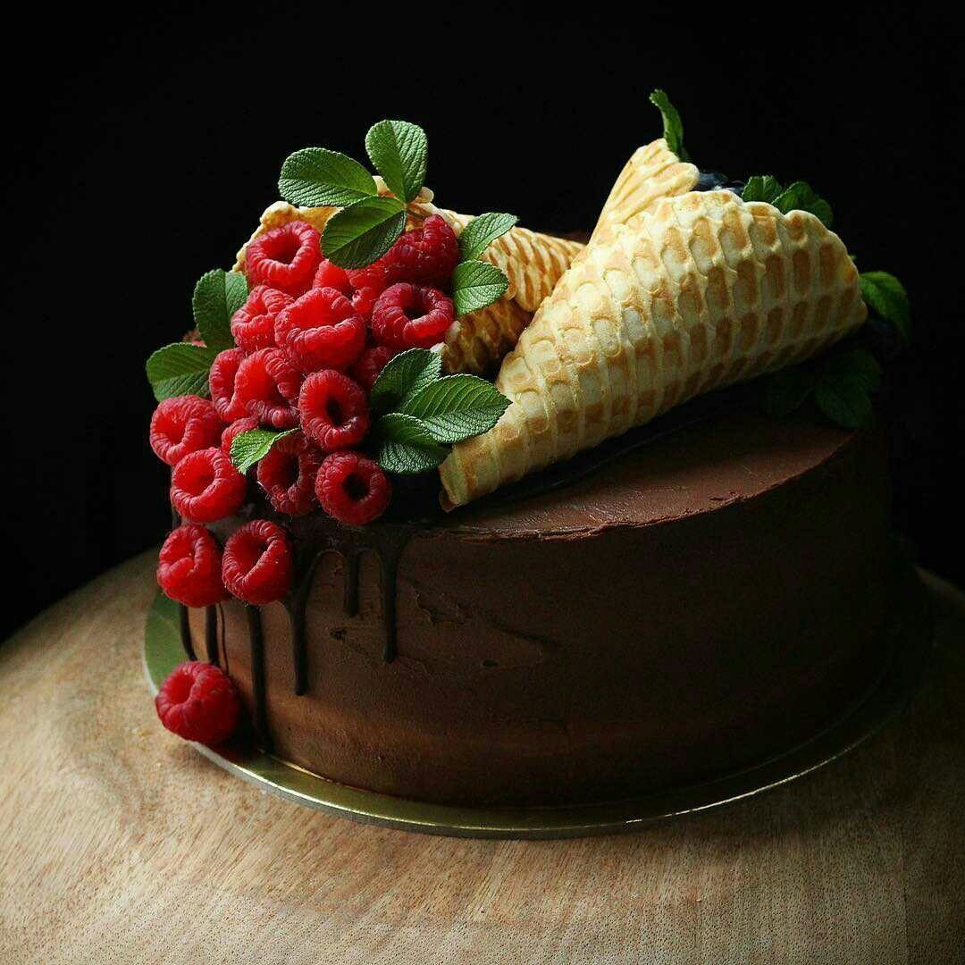 Торт с вафельными рожками