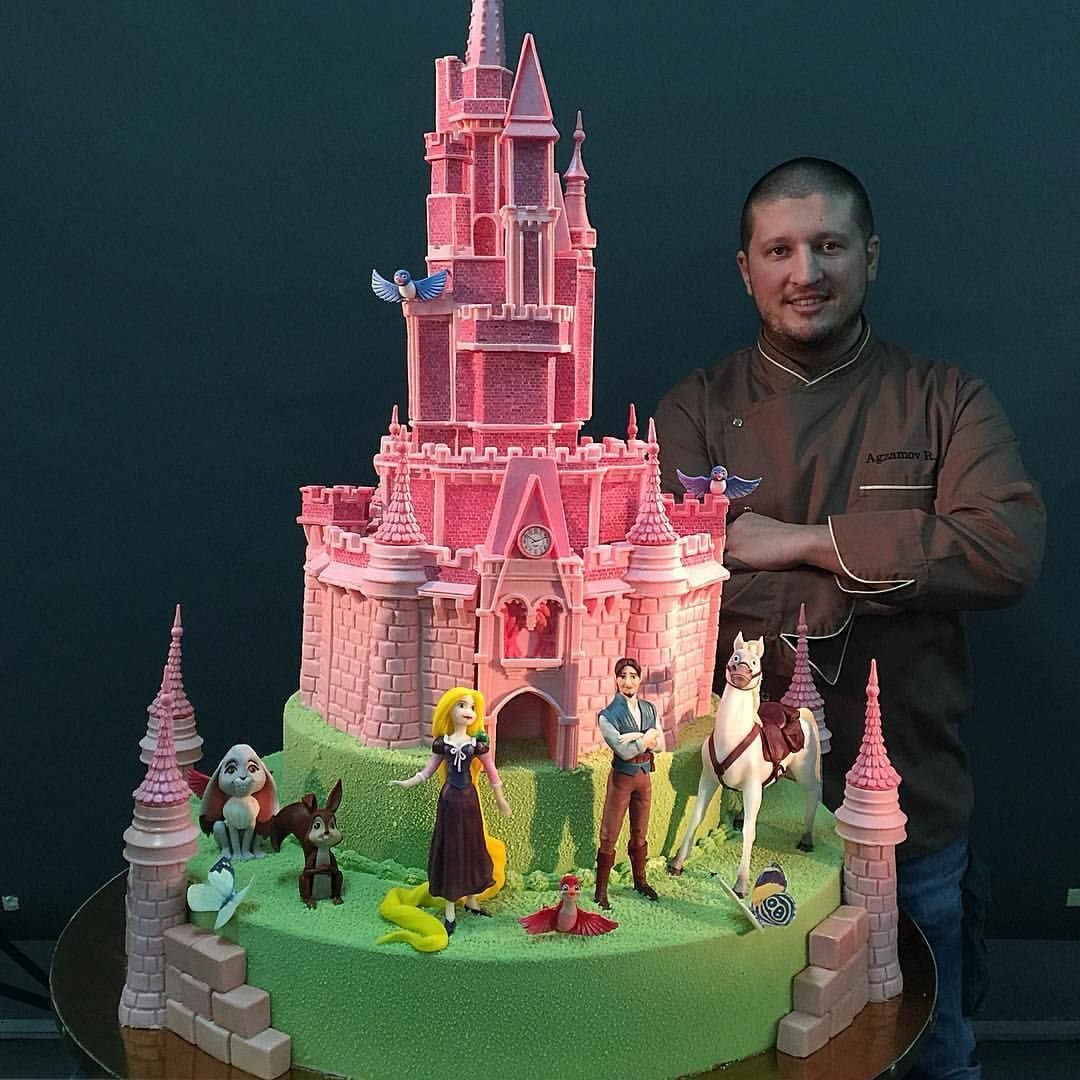Знаменитый кондитер Ренат Агзамов