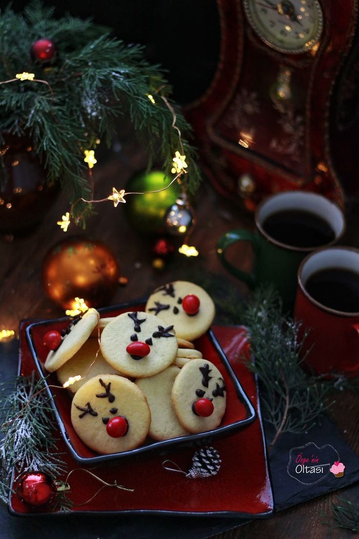 Reindeer nose cookies
