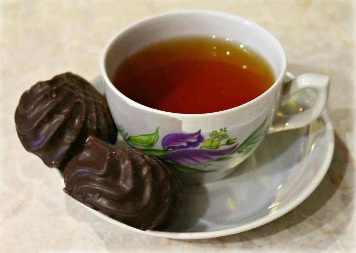 Красивая чашка с чаем