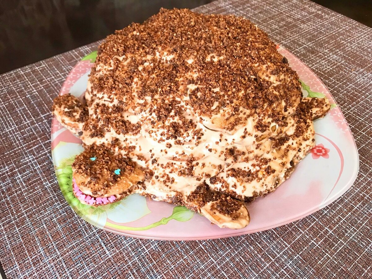 Черепашка из блинов