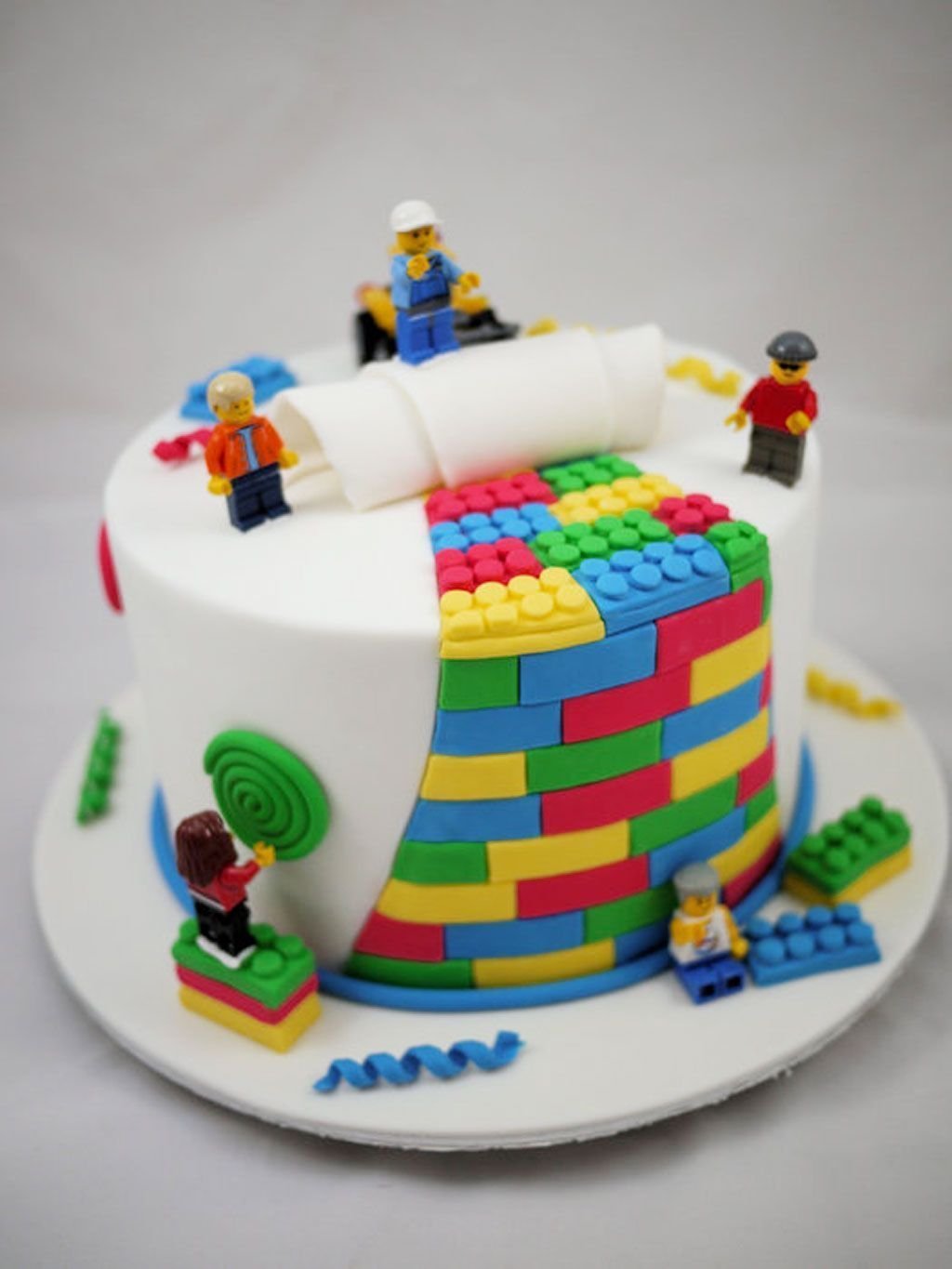 Торт LEGO City