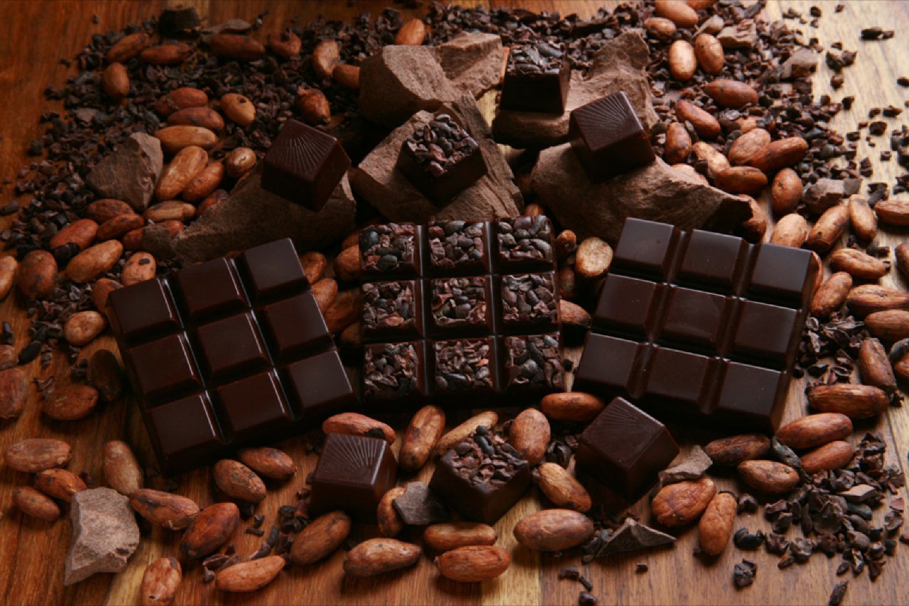 Пропавший шоколад. Сахарное поседение шоколада. Жировое поседение шоколада. Жировое поседение шоколада фото. Шоколад ПМ.