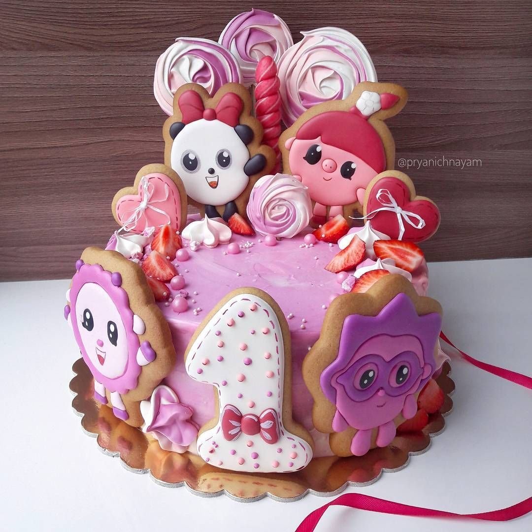 Торт с Малышариками для девочки