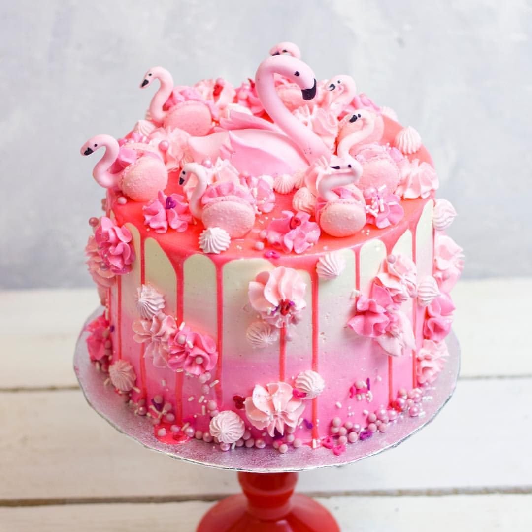 Красивые торты на 10 лет. Торт девочка. Красивые торты для девочек. Украшение торта для девочки. Нежный торт для девочки.