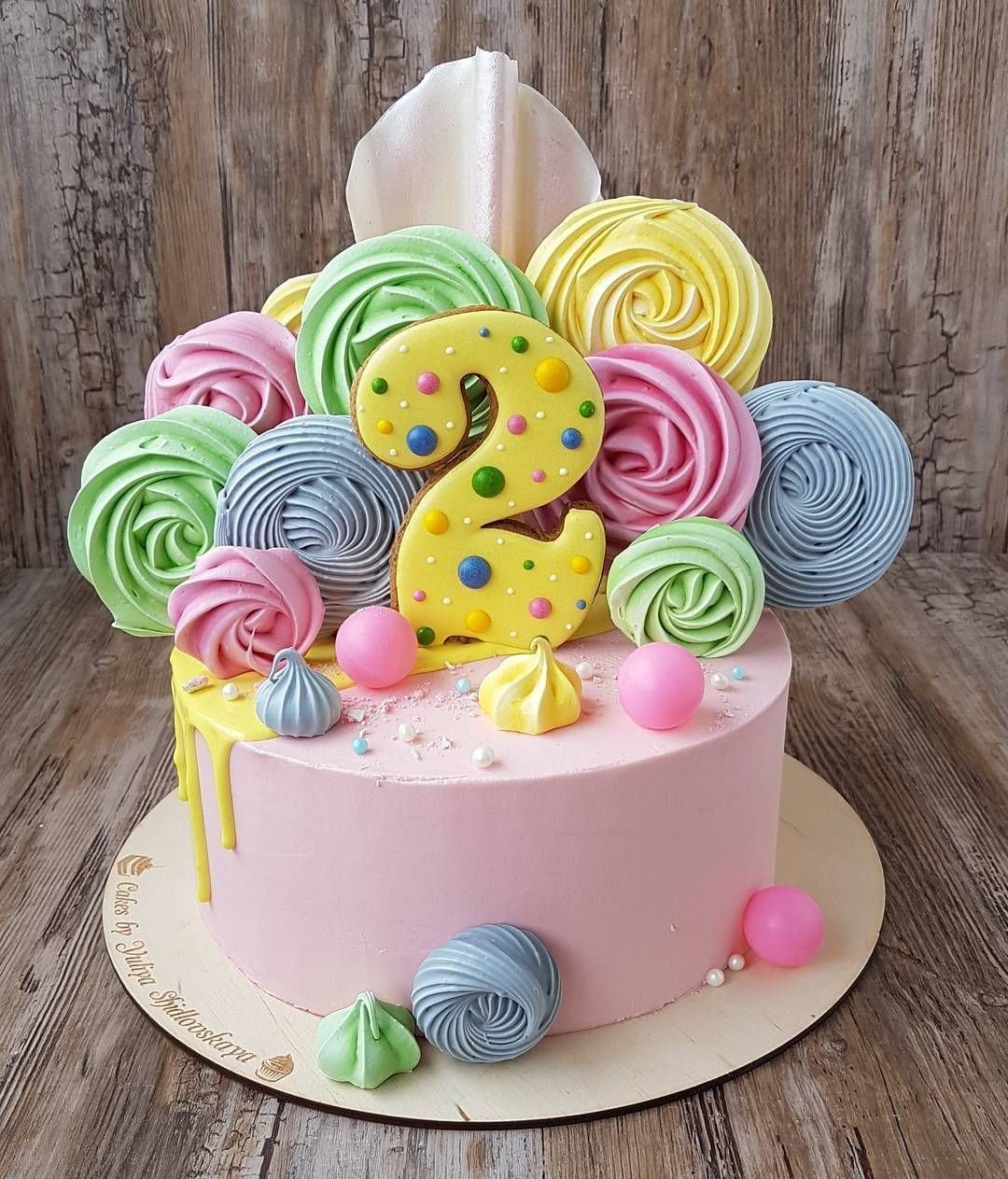 Украшения из безе