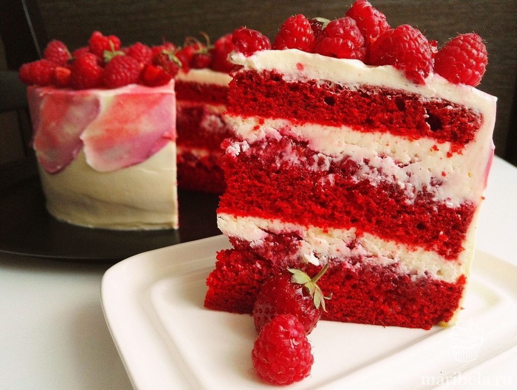 Торта "красный бархат" (Red Velvet).