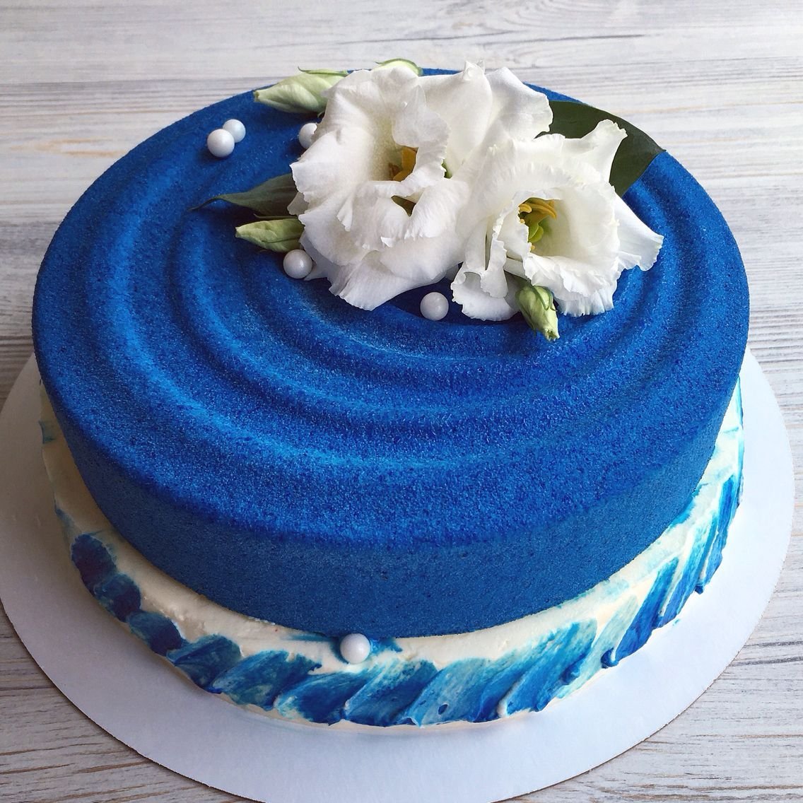 Торт голубой бархат