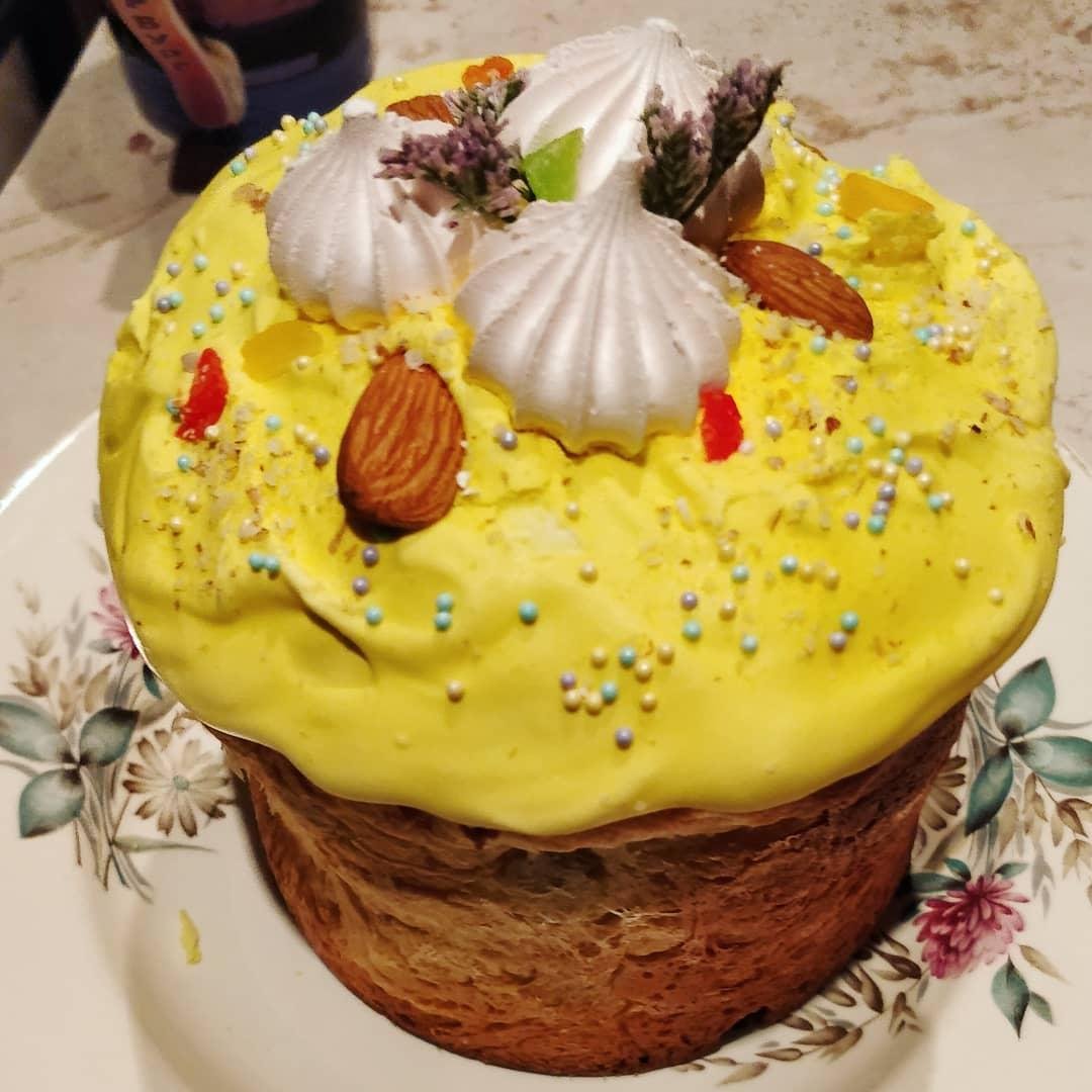 Стильное украшение куличей