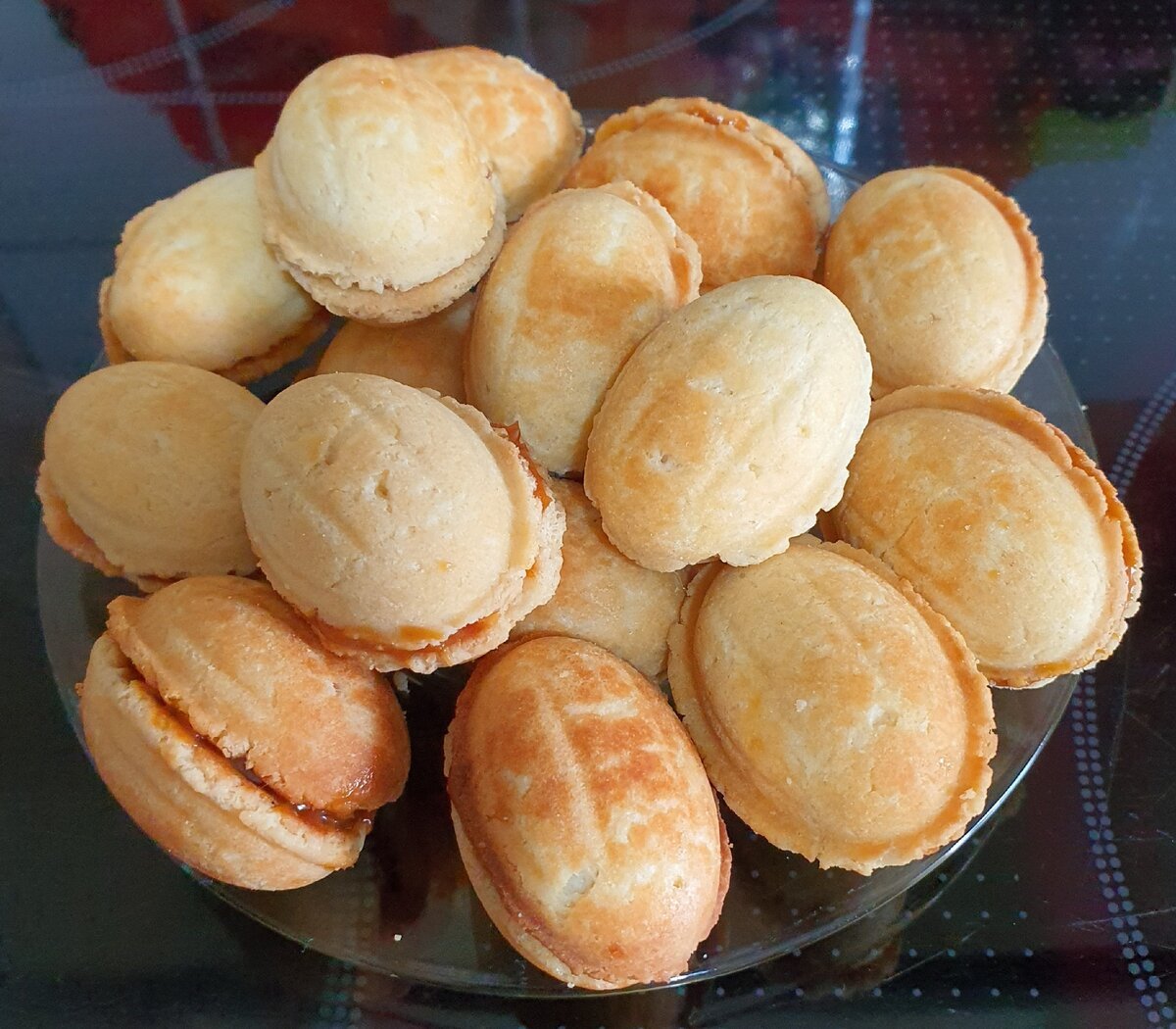 Орешки с вареной сгущенкой Ореховый лес
