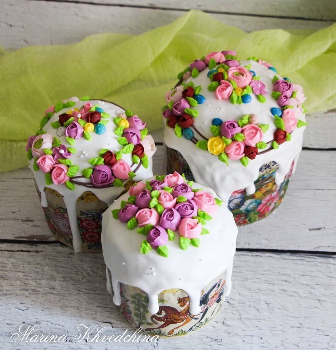 Украшаем Пасхальный кулич меренгой