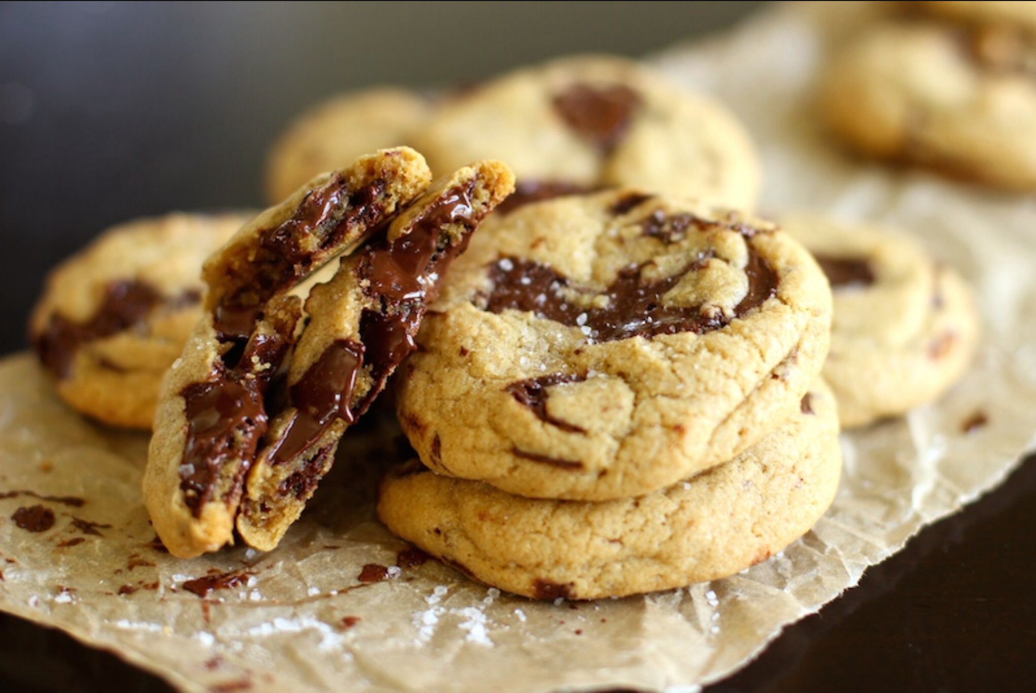 Content cookies. Американское шоколадное печенье кукис. Песочное печенье кукис. Печенье Американ кукис с шоколадом. Американское песочное печенье.