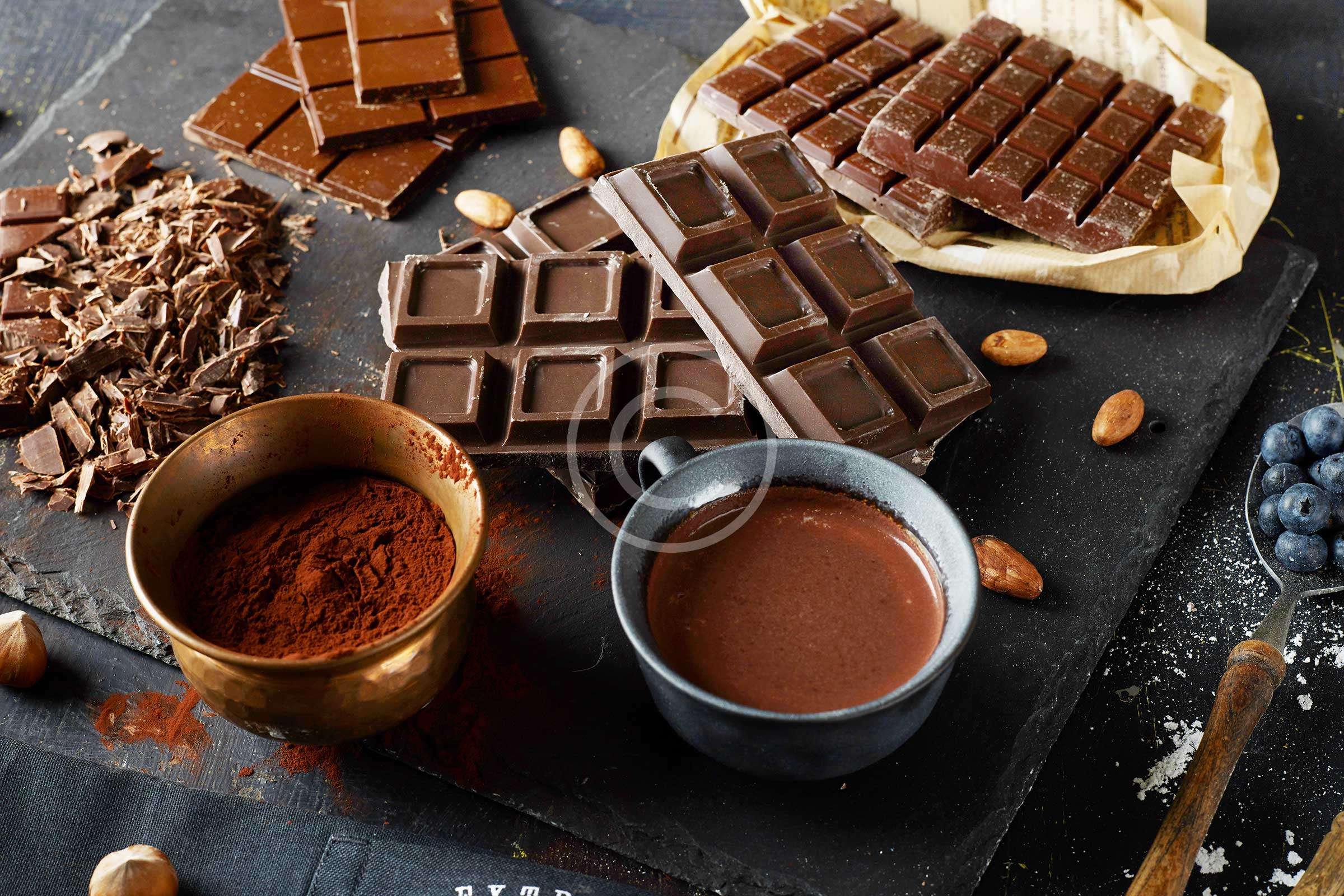 Какой шоколад качественный по составу. Шоколад баварский Горький. Баварский шоколад темный. Какао и темный шоколад. Полезный шоколад.