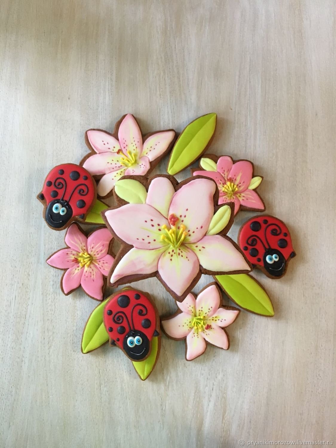 Безе Божья коровка