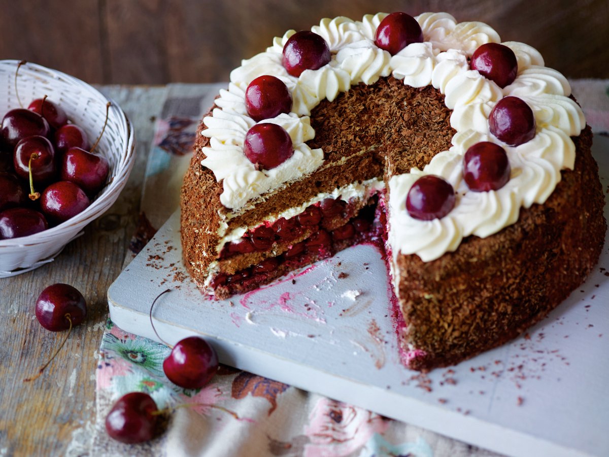 Торт "чёрный лес" (Black Forest Cake)
