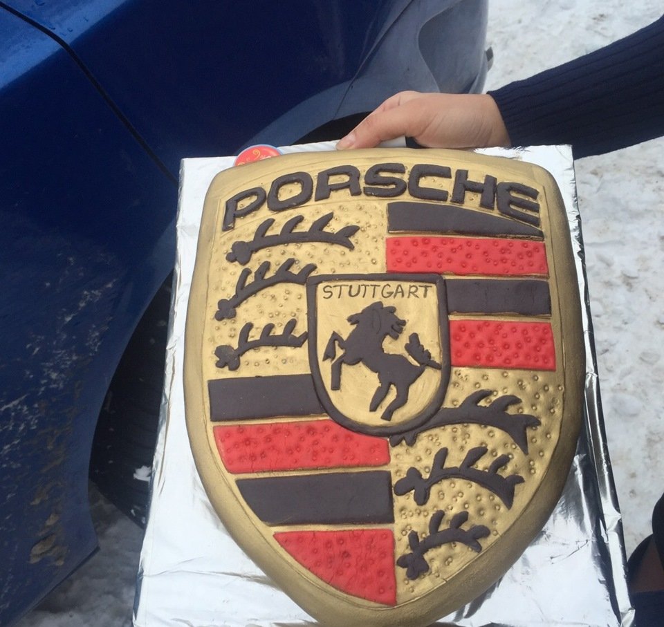Торт Porsche Cayenne