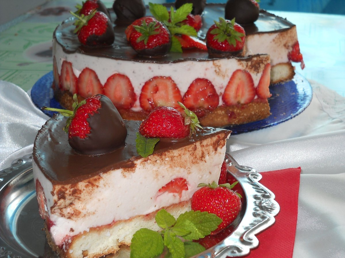 Муссовые пирожные сердечки