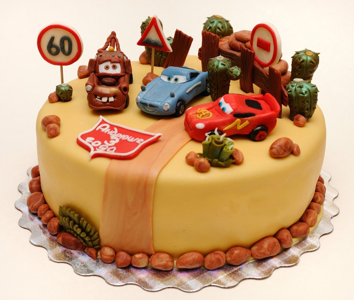 Торт молния Маккуин на 5 лет