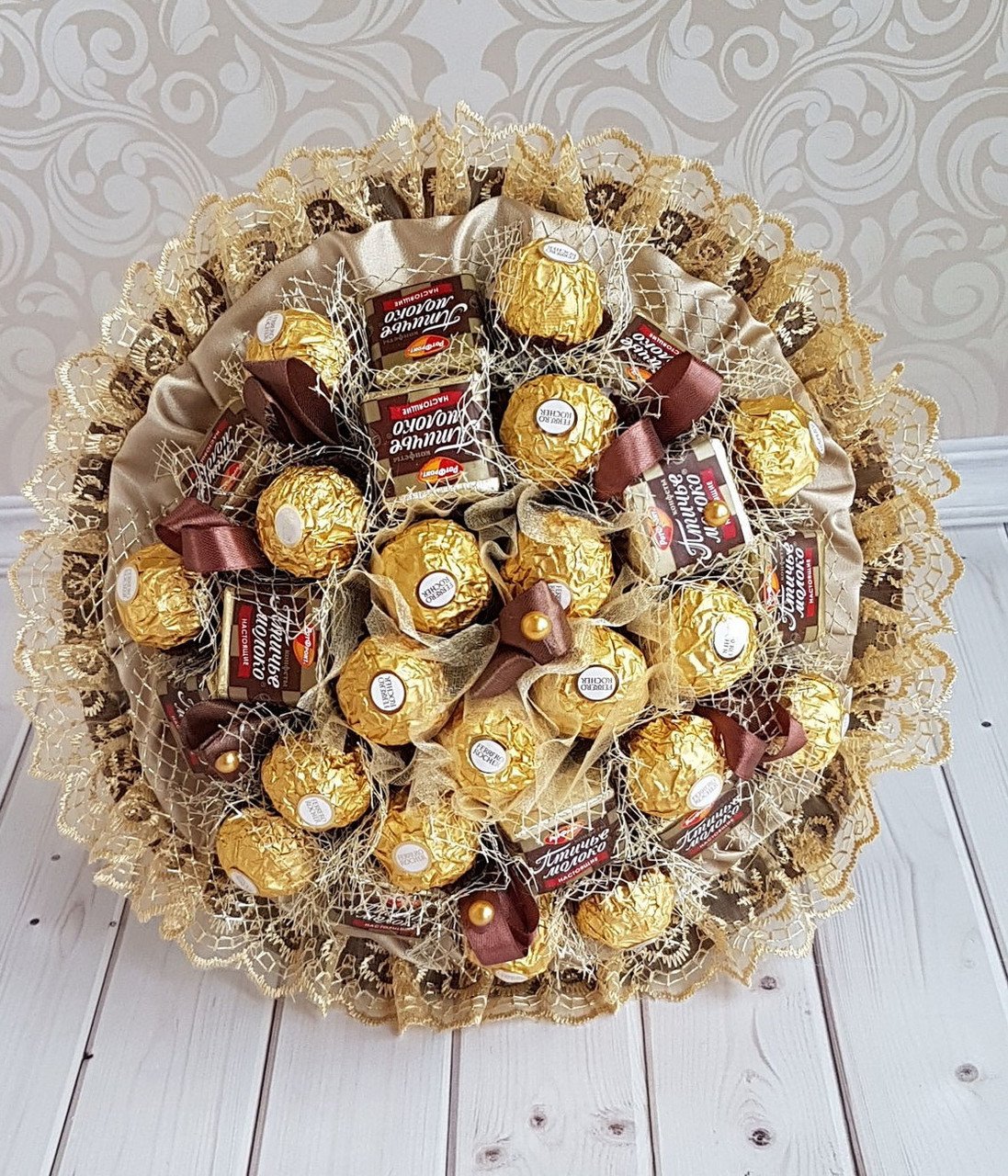 Букет Ferrero Rocher