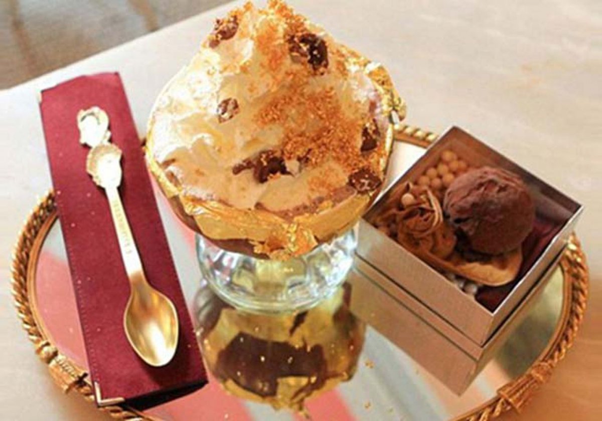 Сандей «Frrrozen Haute Chocolate», $25000