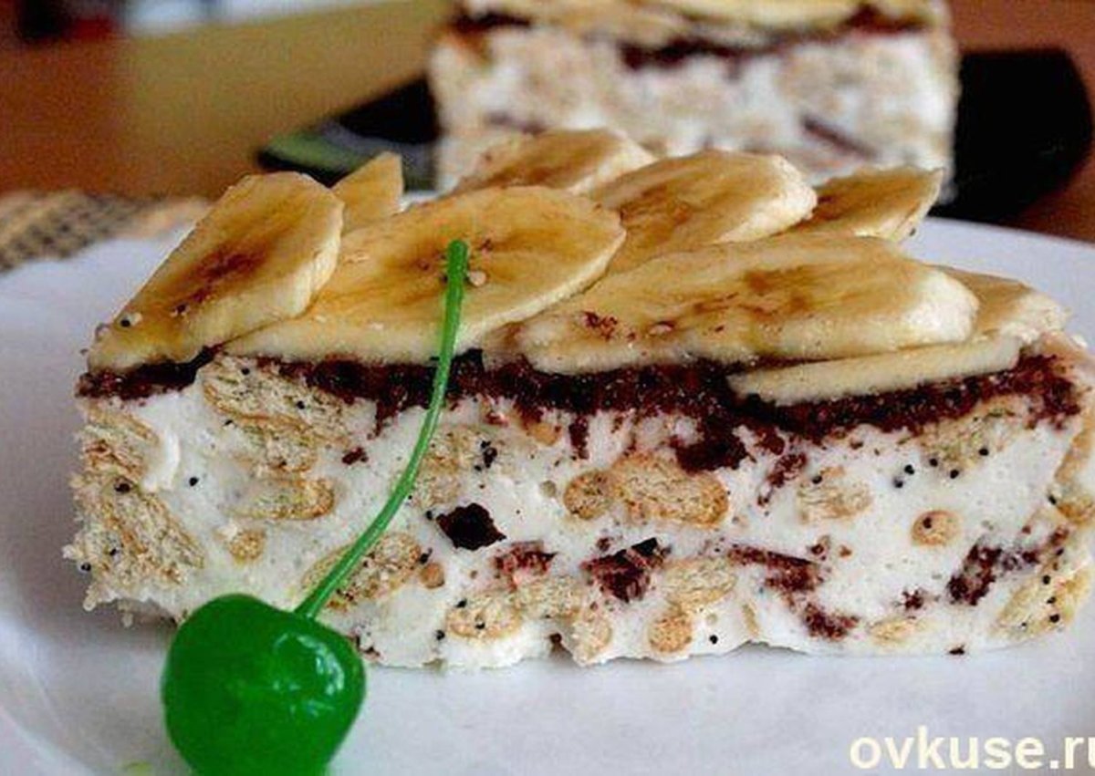 Банановый торт без выпечки