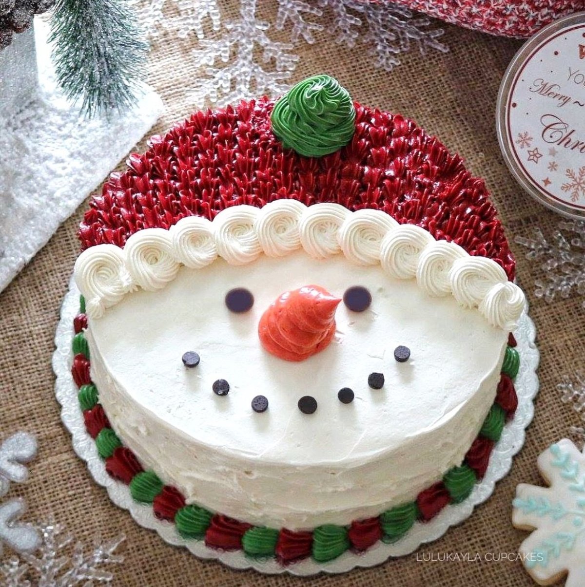 Новогодний торт с мастикой