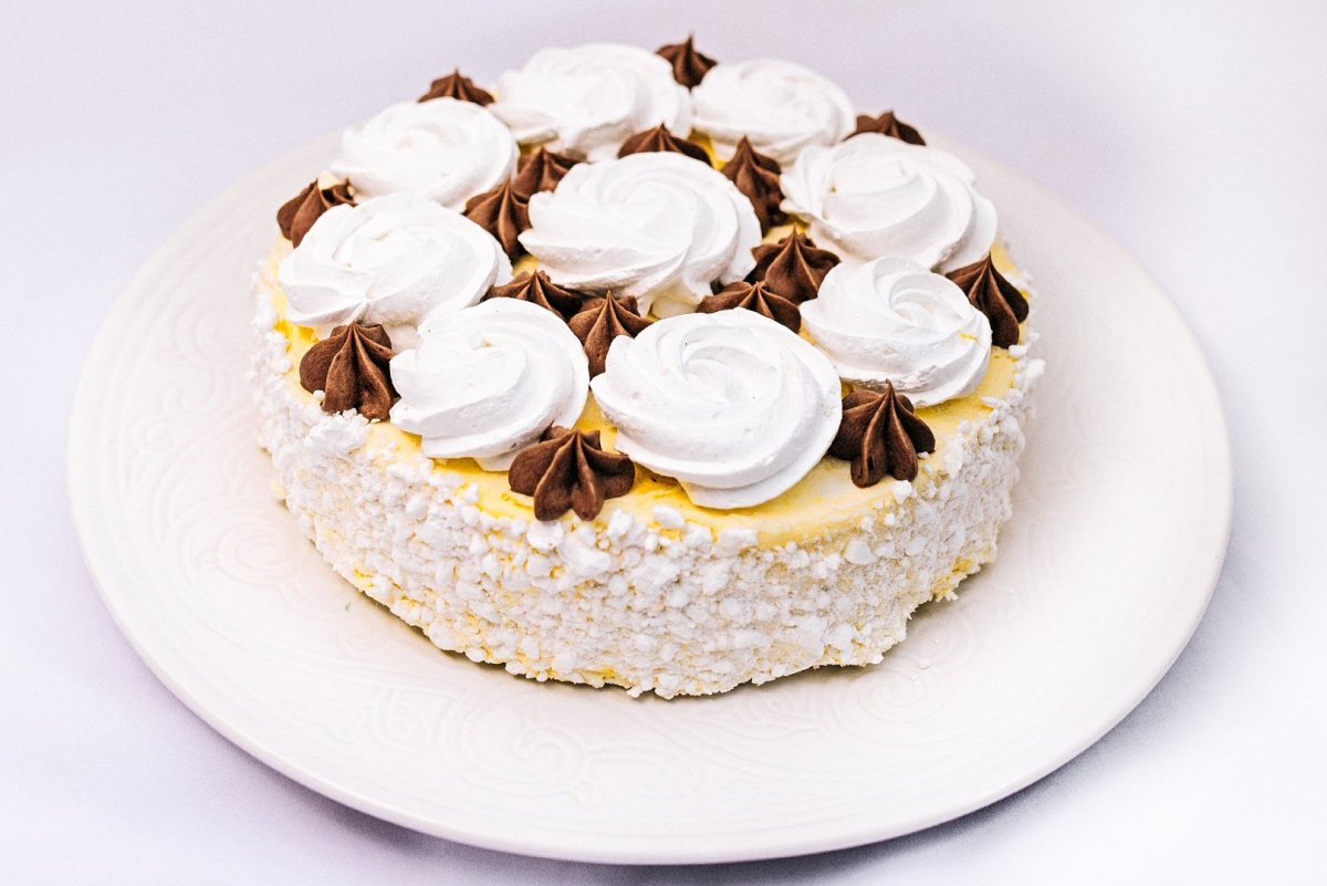 Торт "безе с фундуком" (Hazelnut Meringue Cake)